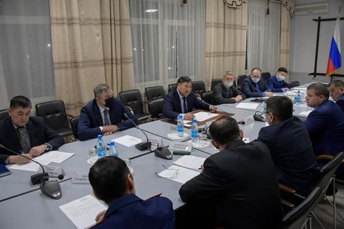 Оперативтиг штабтың хуралын дарый чыгган