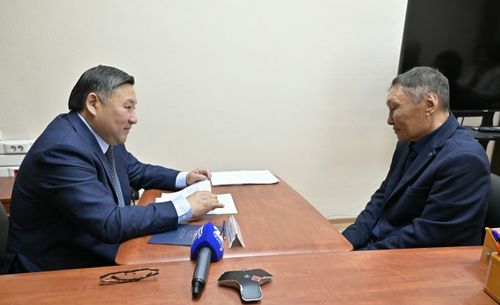 Чурттакчылар-биле хууда ужуражылга