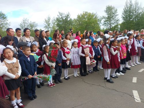 Чылдан чылче экижип олурар