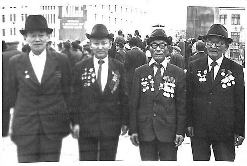 Эки турачылар мурнуку шугумда