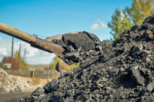 Каа-Хем кожуунда үш хөмүр-даш склады бар.