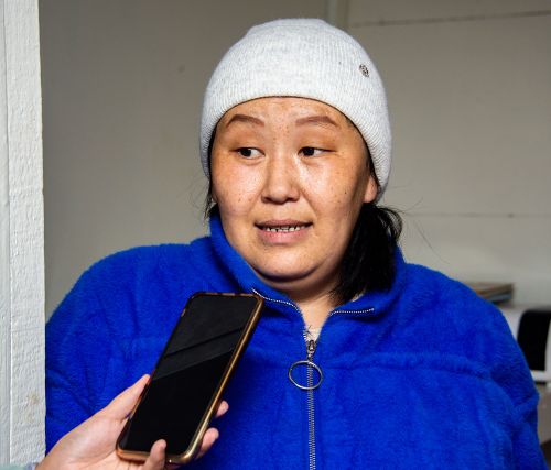 Алызы барып арыг-силиг компаниязы болур.