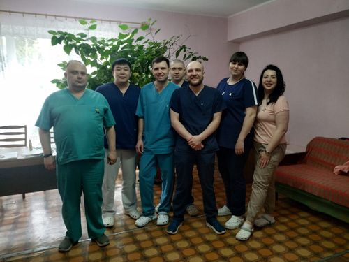 Эки турачы эмчи