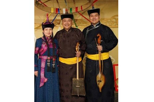 Көшкендейлер «Россия» делгелге-чыыжында