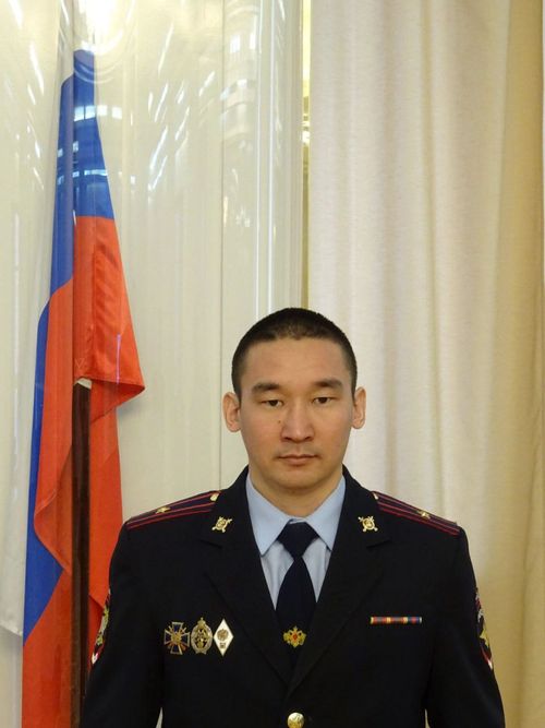 Салым-чолумнуң аайлажы бергенинге өөрүп чоруур мен