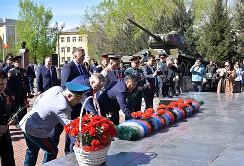 Байырлал бүдүүзүнде онза хемчеглер
