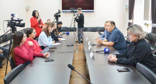 "Аңгыр-оолдуң тоожузу" удавас экранче үнер