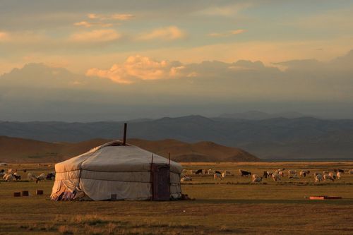 КЫРГАН-АВАМ