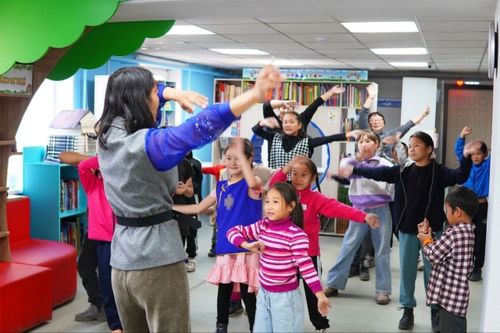 Дыштанылга үезинде «Номчуңар-ла!»