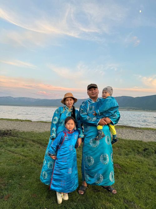 Акы-дуңма алтайларның тыва маадырны алдаржытканы