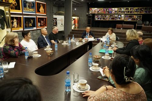 Улуг ажыл эгелээн