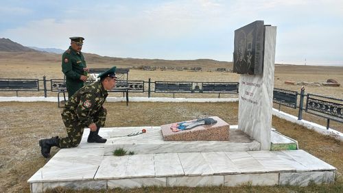 Ийи таалың экспонат апарган.