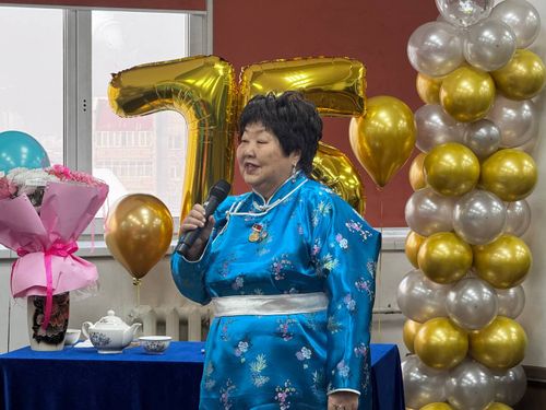 Буянныг ажылын уламчылавышаан