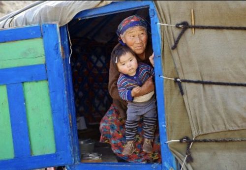 Эргеледип каарга безин, өскүссүреп чоруур чаш кижиге дыка улуг деткимче