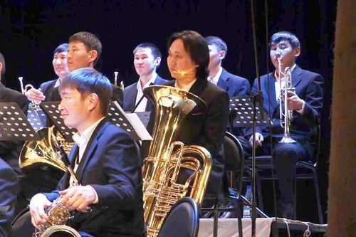 «Талантылыг кижи тазка-даа ойнаптар»