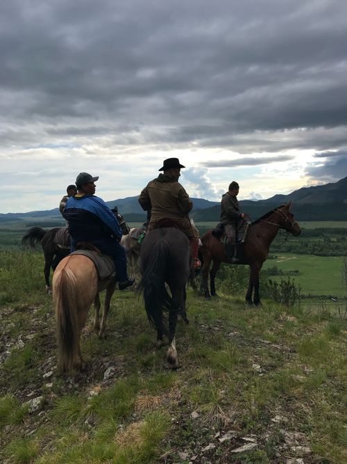 СЫН КЫРЫНГА