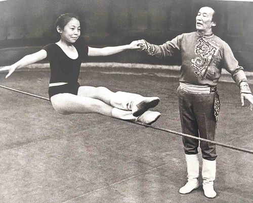 ОСКАЛ-ООЛДУҢ 100 ХАРЛААНЫНГА