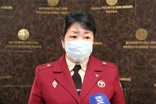 ЛЮДМИЛА САЛЧАК: ЭПИДЕМИОЛОГТУГ БАЙДАЛ БАКСЫРАП ЭГЕЛЭЭН