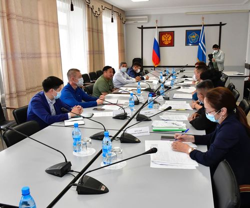 Улуг улустуң харыысалга чогундан