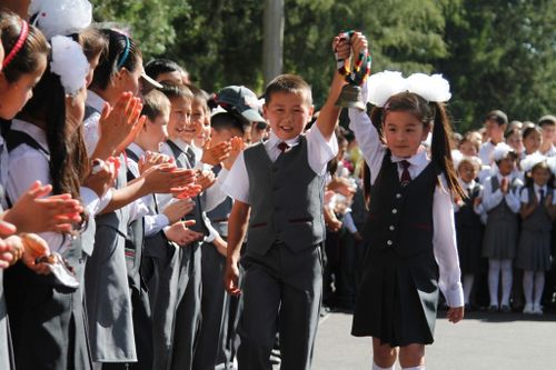 СЕНТЯБРЬ 1 – ОНЗАГАЙ ХҮН