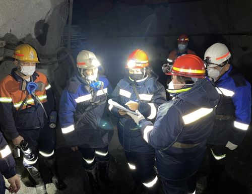 «ЛУНСИННИҢ» УУРГАЙЫНГА ӨЛҮМ