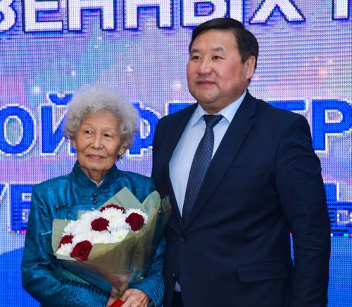 ТЕРГИИННЕРНИ ШАҢНАП-МАКТААН