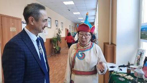 Тывадан башкы төрээн болгаш орус дылдарга делегей чергелиг мөөрейге тиилээн