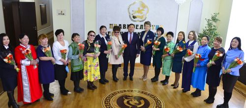 Владислав Ховалыг Тываның Херээженнер эвилелиниң идепкейжилери-биле ужурашкан