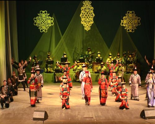 Өпейленген ие черим» кожууннарже гастрольдаар