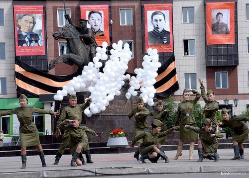 Улуг Тиилелгениң 77 чыл оюнга тураскааткан байырлыг хемчеглер планы