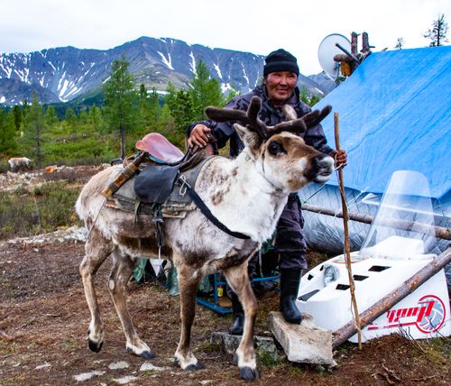 Ивиден өске ажыл-агый, амыдырал-даа билбес мен...