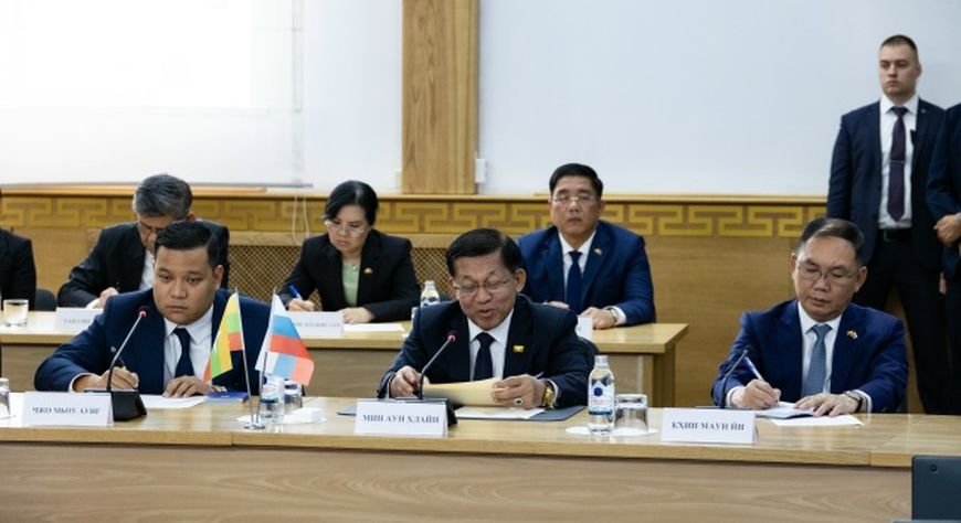 Мьянманың Президентизи  Тываны үнелээн