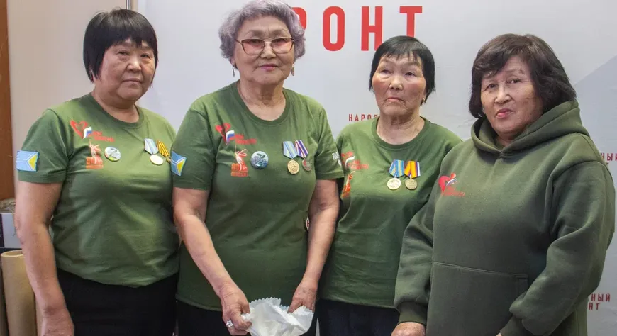 Бүзүрелдиг тыл