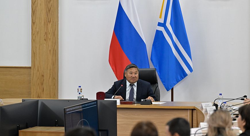 Тываның чурттакчылары соңгулдаларга Владислав Ховалыгны деткээн