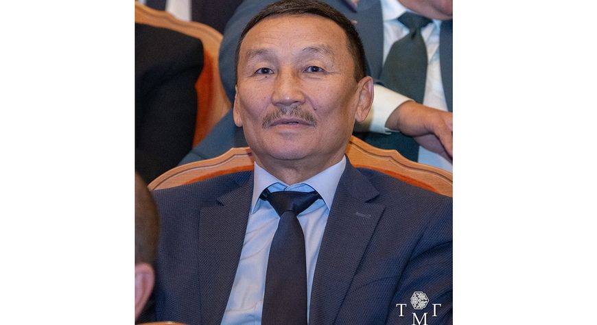 Тываның Баштыңының албан-дужаалын хүлээнген байырлыг ёзулал соонда бодалдар