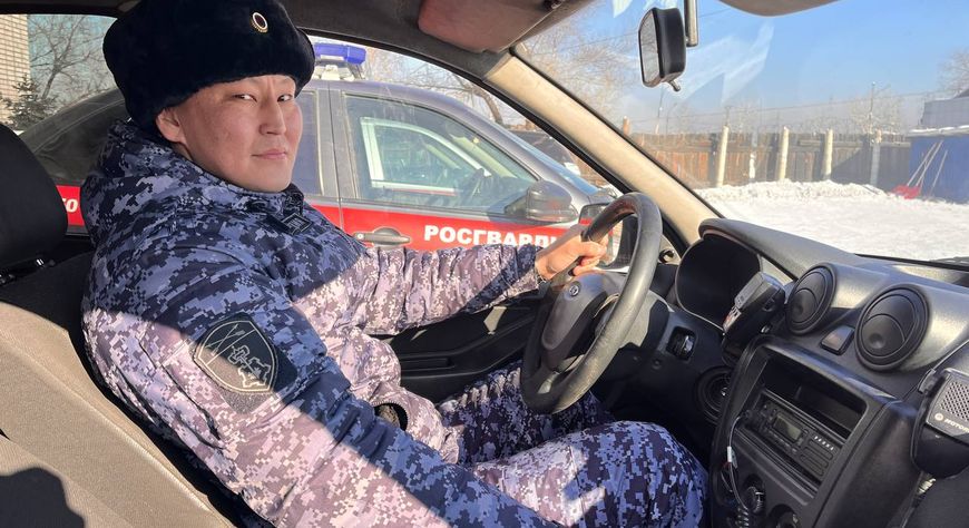 Эмчи болур күзелдиг росгвардейжи