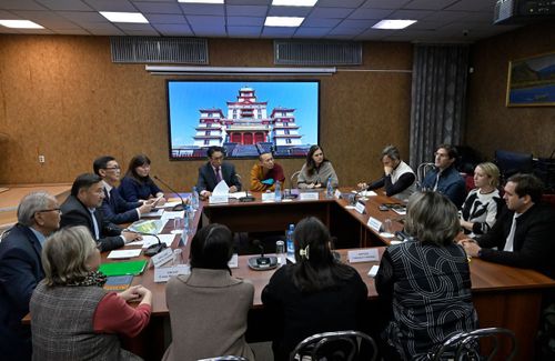 Андрей Болтенко баштаан чогаадыкчы бөлүк Тывага чораан