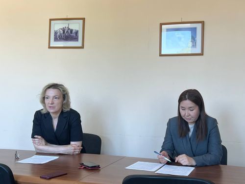 Бүдүн чартык чыл арткан